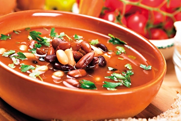 Tradiční česká sváteční hrstková polévka PR - Menu Gold - Hrstková polévka